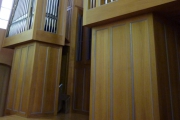 Orgel-Detail: Pfeifen gut geschützt im Orgelgehäuse (Foto: E.Valerius)